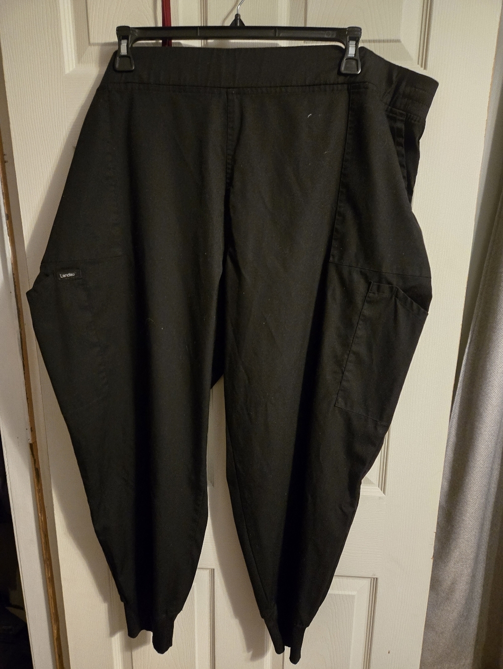 Women Black Scrub Cargo Pants